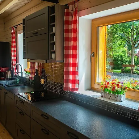 Dom Stary Mlyn Nad Strumieniem Z Mozliwoscia Dostepu Do Sauny, Goracej Beczki, Basenem Prázdninový dům