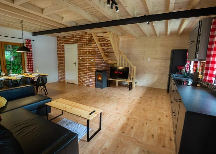 Dom Stary Mlyn Nad Strumieniem Z Mozliwoscia Dostepu Do Sauny, Goracej Beczki, Basenem بيت للعطل شكلارسكا بوريبا