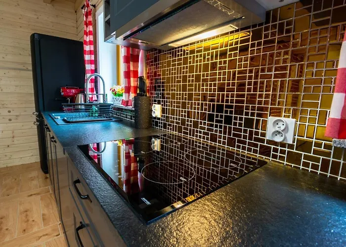 Dom Stary Mlyn Nad Strumieniem Z Mozliwoscia Dostepu Do Sauny, Goracej Beczki, Basenem شكلارسكا بوريبا