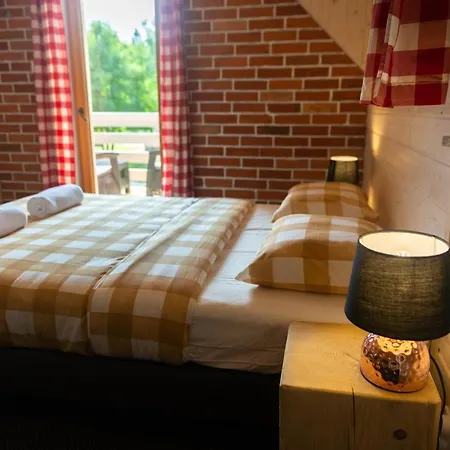 Dom Stary Mlyn Nad Strumieniem Z Mozliwoscia Dostepu Do Sauny, Goracej Beczki, Basenu - Nyaraló