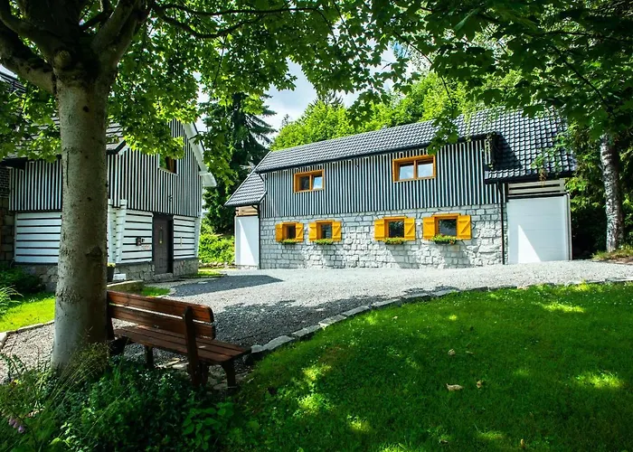 Stary Mlyn Nad Strumieniem Z Mozliwoscia Dostepu Do Sauny, Goracej Beczki, Basenu - *