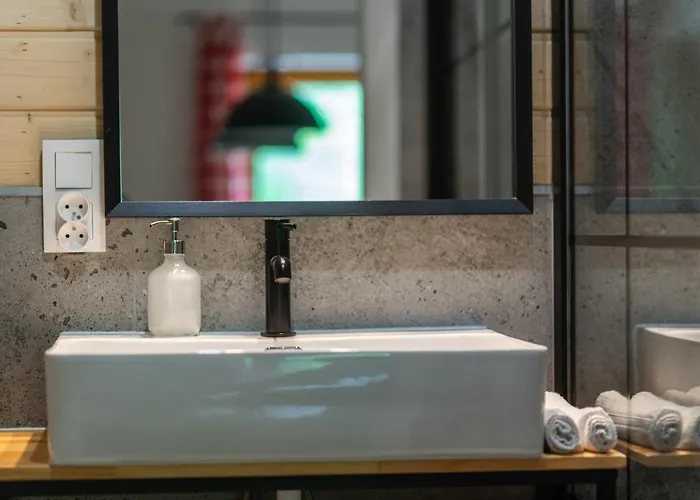 Holiday home Dom Stary Mlyn Nad Strumieniem Z Mozliwoscia Dostepu Do Sauny, Goracej Beczki, Basenem