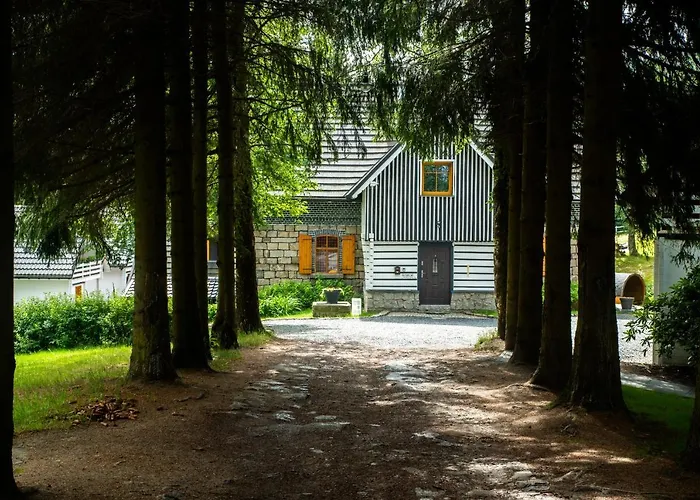 Dom Stary Mlyn Nad Strumieniem Z Mozliwoscia Dostepu Do Sauny, Goracej Beczki, Basenem Casa vacanze Szklarska Poręba