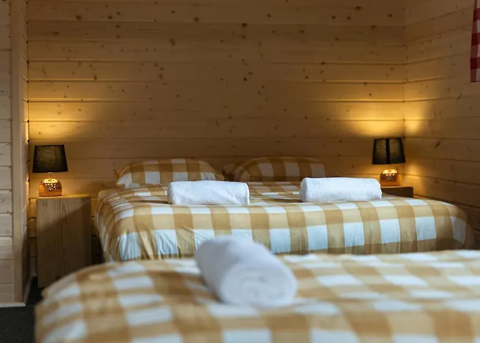 Сasa de vacaciones Stary Mlyn Nad Strumieniem Z Mozliwoscia Dostepu Do Sauny, Goracej Beczki, Basenu -